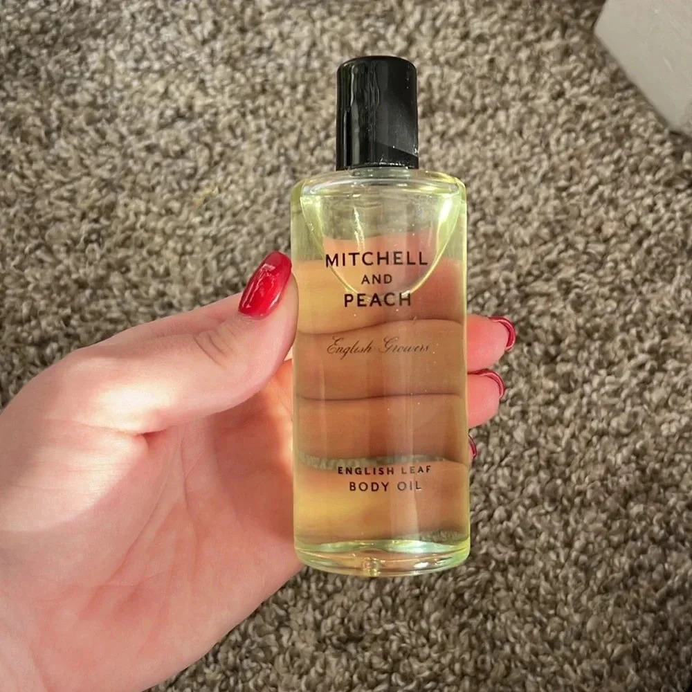 Mitchell & Peach Body Oil - Picture 3 of 3